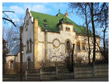 A Lechner villa
